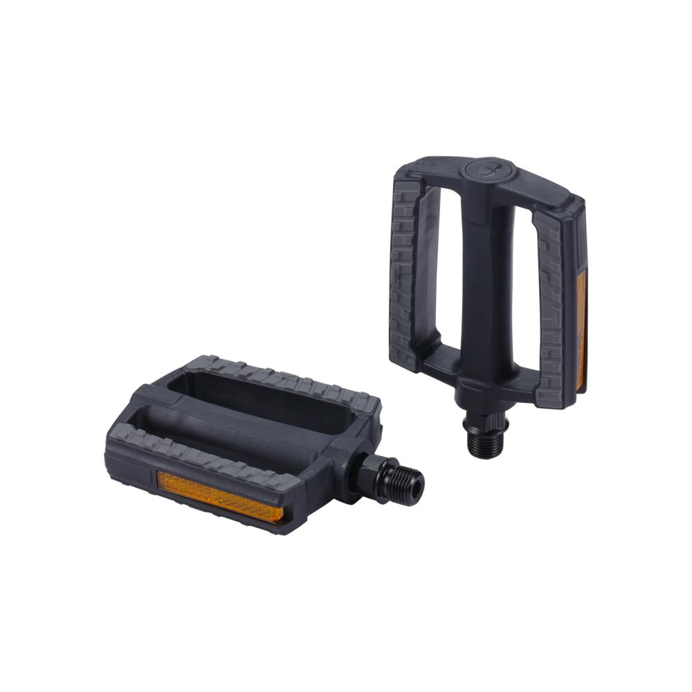 Schwarze BBB SteadyRider Trekking Fahrradpedale mit orangen Reflektoren
