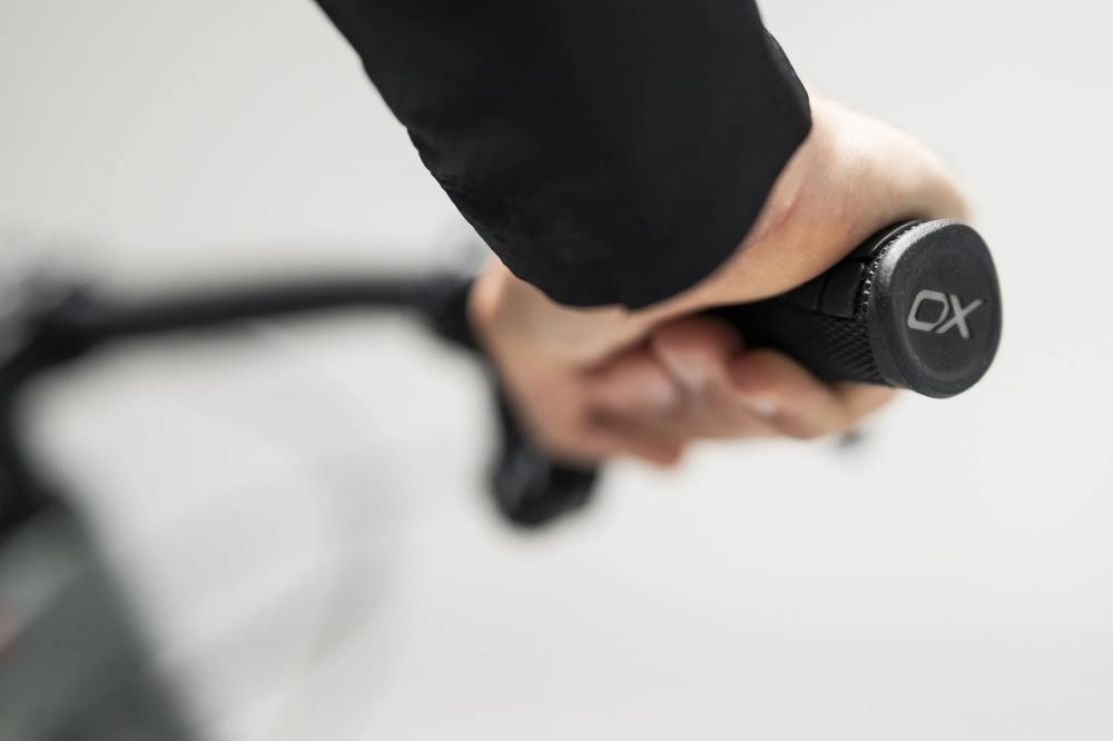 SQlab 7OX Pro 2.0 S Fahrradsattel - Ergonomischer Sport-Sattel für Performance - Lenkergriffe