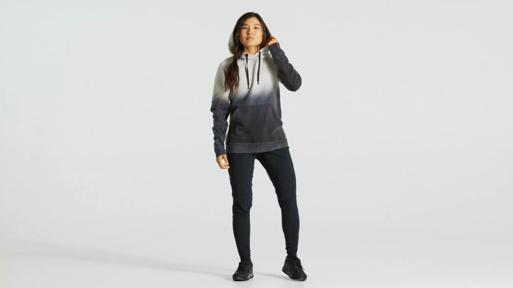 LEGACY SPRAY PULL-OVER HOODIE WMN DOVGRY XS