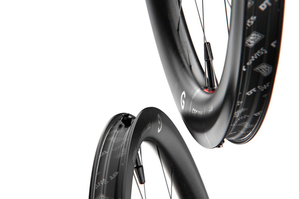 DT Swiss Laufrad GRC 1100 DICUT 27,5" 584 x 30 mm Schwarz - High-End Gravel-Carbonrad