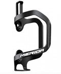 Merida Flaschenhalter Aluminium Sideload Schwarz/Weiß - Innovativer Alu-Flaschenhalter für kleinere Rahmengrößen, 30 g