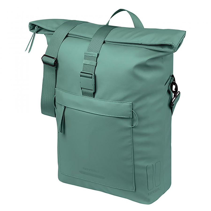 Grüne Basil Brooklyn MIK Schultertasche, wasserdichte Fahrradtasche aus recyceltem PET mit 16 Zoll Laptopfach.
