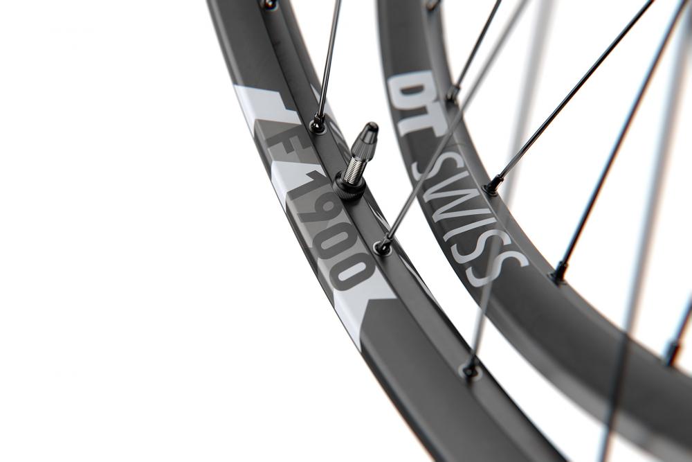 DT Swiss Laufrad F1900 Classic 29" 30, 622 x 30 mm Schwarz - robustes MTB-Frontlaufrad