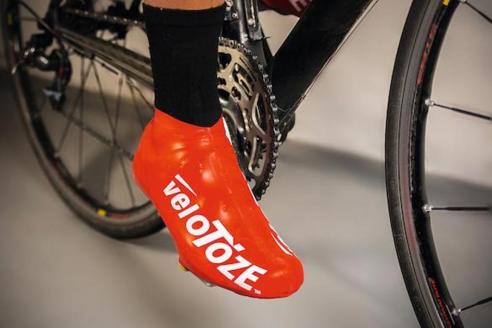 VeloToze Überschuh kurz S/M rot - wasserdichter Aero-Überschuh für Rennradfahrer