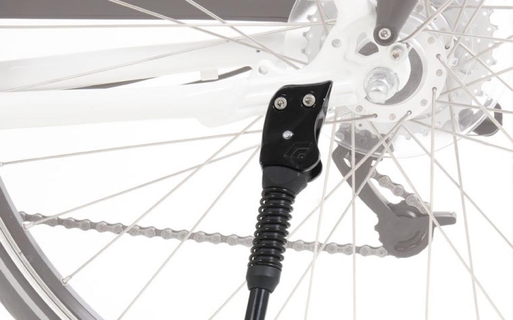 Hebie Hinterbauständer Fix 18 schwarz für 28-29 Zoll mit KSA 18mm Befestigung am Fahrradrahmen montiert.
