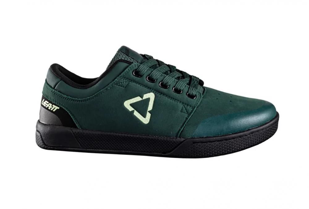 Leatt 2.0 Flatpedal Schuh, Ivy, Größe 45,5, Synthetik-Wildleder, RideGrip-Gummimischung, FlatGrip-Sohle, wasserabweisend, atmungsaktiv, Zehen- und Fersenschutz, antibakterielles Innenfutter