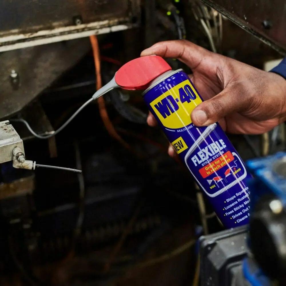 WD-40 Flexible 400 ml - vielseitiges Multifunktionsöl mit flexiblem Sprührohr