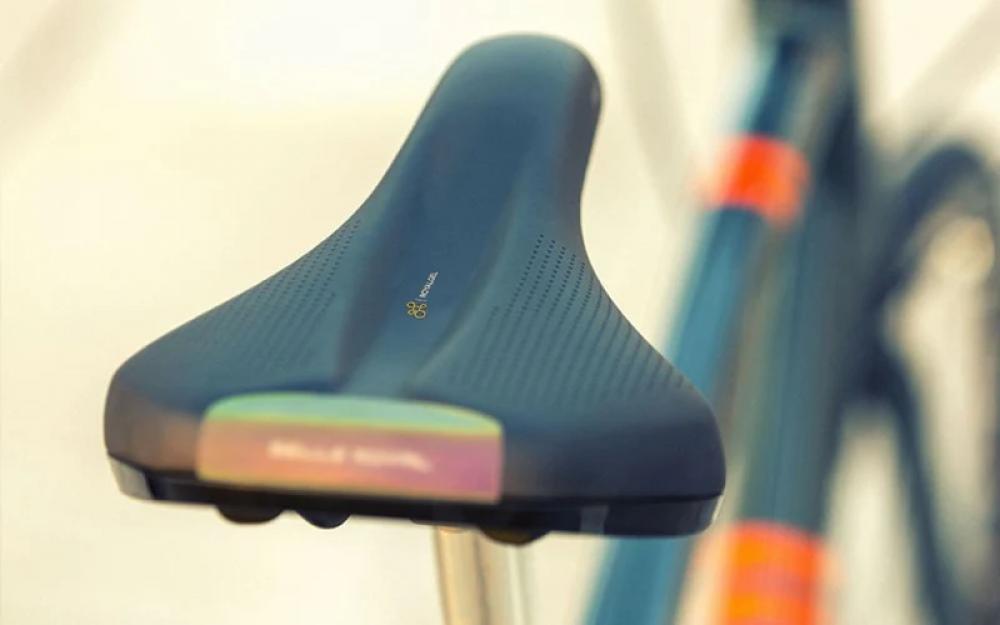 Selle Royal Fahrradsattel Vivo Athletic Unisex One Size - komfortabler City-Sattel mit Reflex-Heck