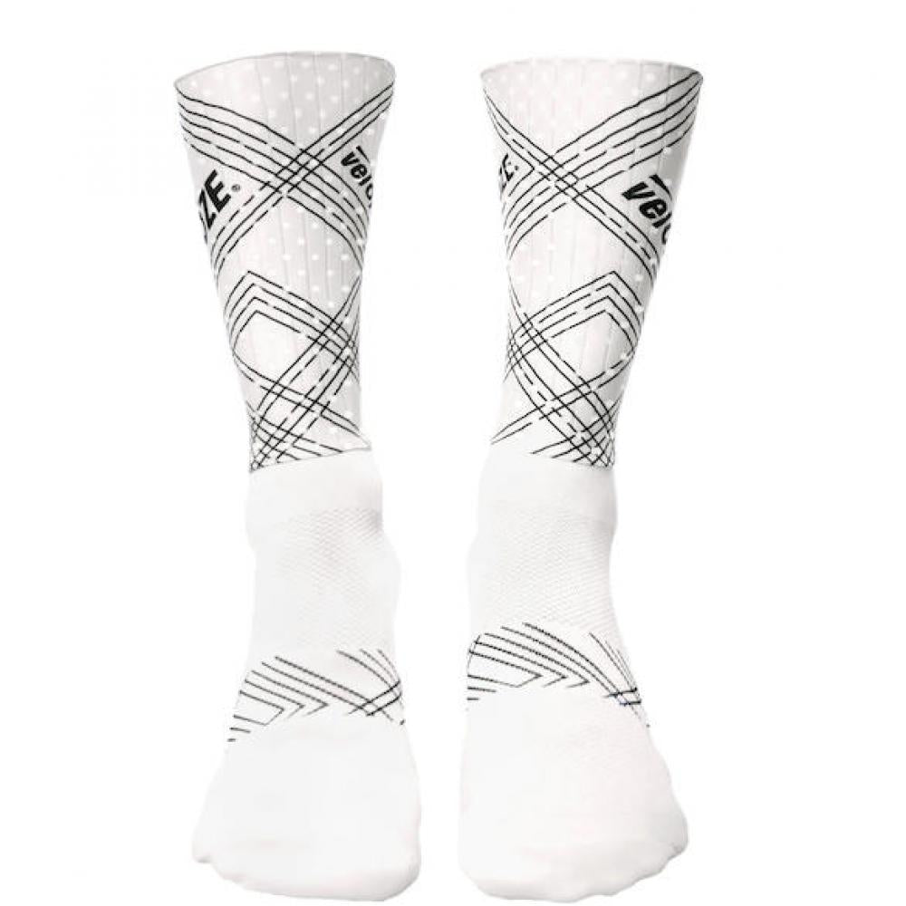 VeloToze Socken Aero weiß L/XL - aerodynamische Rennradsocken für maximalen Speed