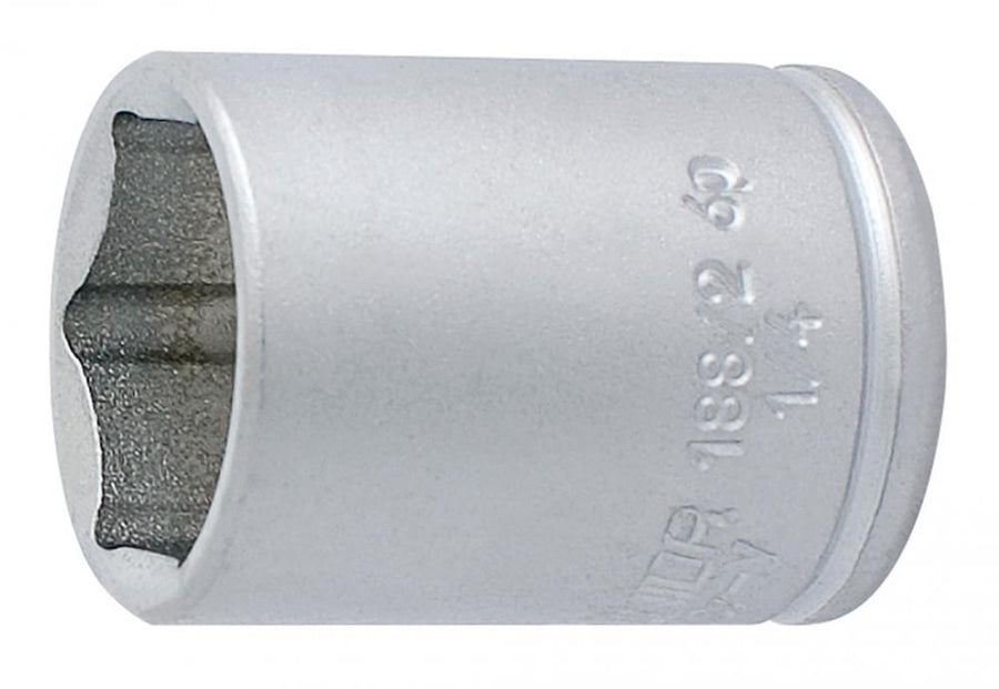 Unior Sechskantsteckschlüssel 1/4 Zoll 9mm 188/2 6p, silberner Steckschlüssel aus Metall auf weißem Hintergrund.