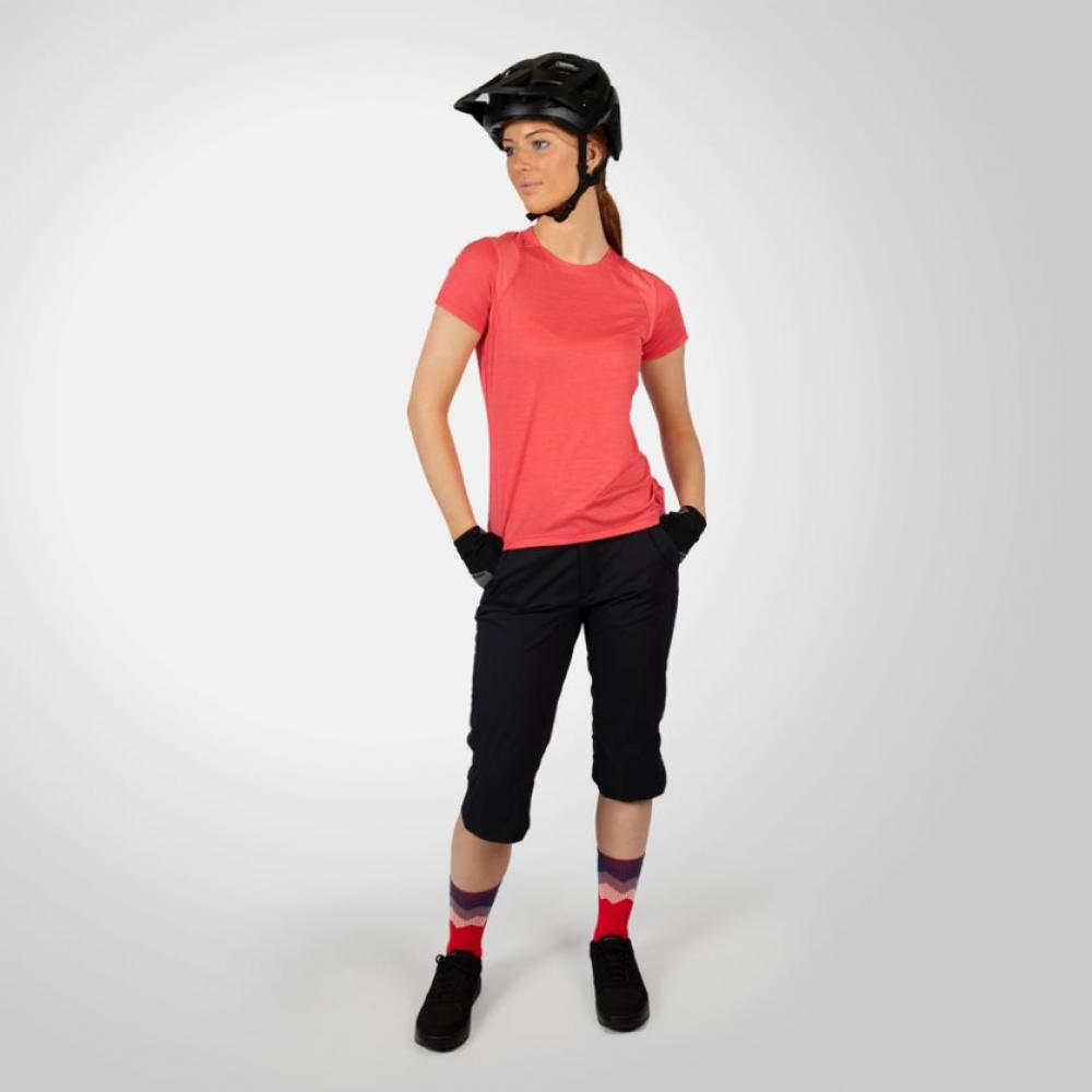 Endura Damen Hummvee Lite 3/4 Leichte 3/4-Hose für wärmere Tage schwarz Größe XS