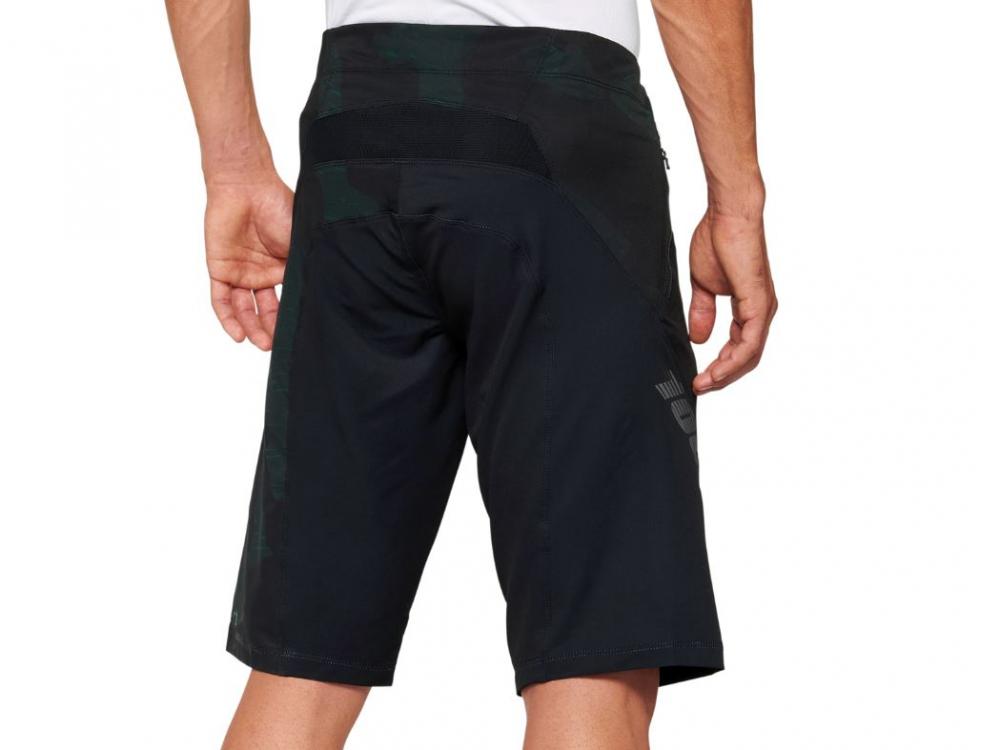 100% Airmatic LE Shorts 30" Black Camo. - komfortable MTB-Shorts für Trail & All-Mountain