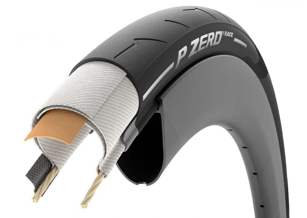 Pirelli P ZERO Race Colour Edition 700x28C Faltreifen mit Kevlar im detaillierten Querschnitt auf Felge.