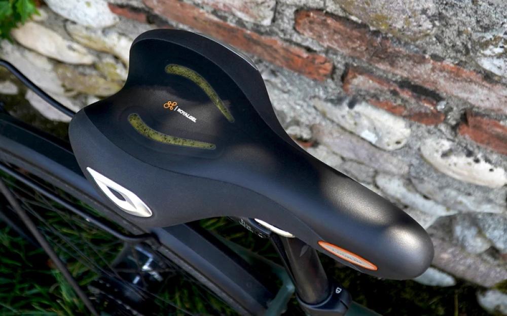 Selle Royal Lookin Athletic Fahrradsattel mit Royalgel für Komfort auf City- & Trekkingrädern.
