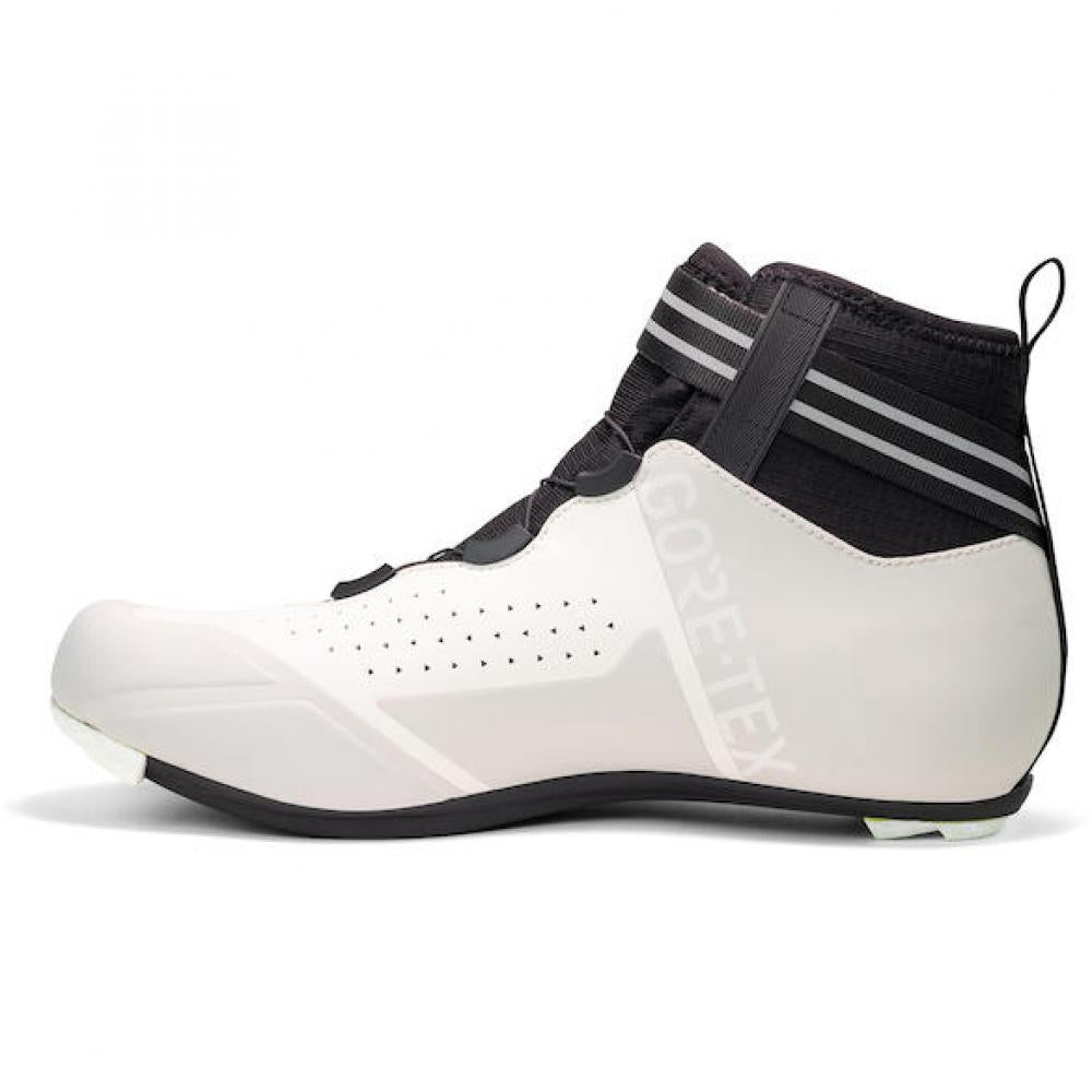 Sidi ROAD NIX white/black 47 Weiß/Schwarz - warmer Rennradschuh mit Steifigkeitsindex 9