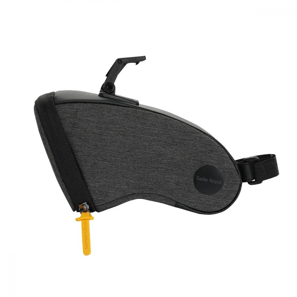 Schwarze Selle Royal Fahrrad-Satteltasche Medium 1,2L mit ICS-Clipsystem.