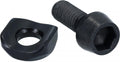 Schwarze SHIMANO Klemmschraube FD-R9250 und zugehöriges Klemmteil für Fahrrad-Umwerfer.