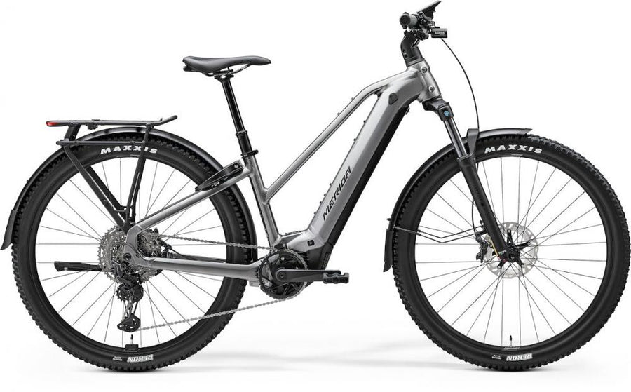 Merida eFLOAT CC 600 Lady EQ L Grau - komfortables Tiefeinsteiger-E-Bike für Alltag & Tour