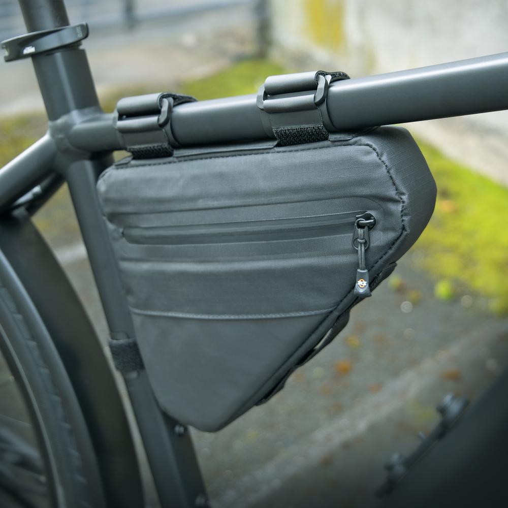 SKS Urban Framebag Rahmentasche schwarz 240x50x200mm 1400ml wasserabweisend für E-Bike & Fahrrad ideal für Werkzeug & Zubehör
