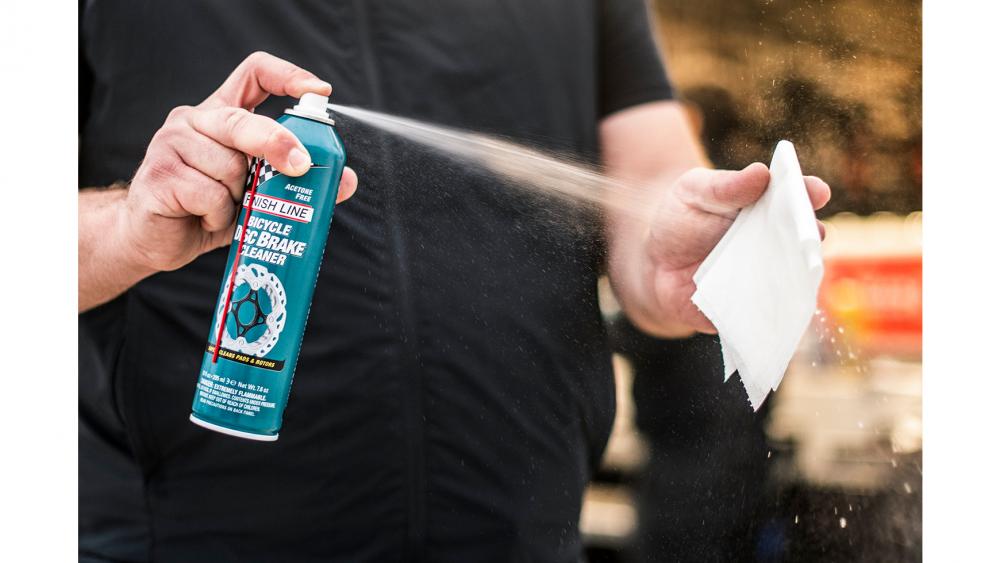 Finish Line Bremsscheibenreiniger 295ml - schnell trocknender Disc Brake Cleaner für Scheibenbremsen, entfernt Öl, Schmutz und Bremsstaub, rückstandsfrei