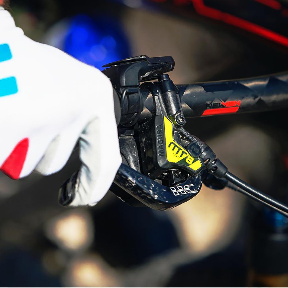 MAGURA MT8 SL, 1-Finger HC Carbon-Hebel - superleichte Hochleistungs-Scheibenbremse
