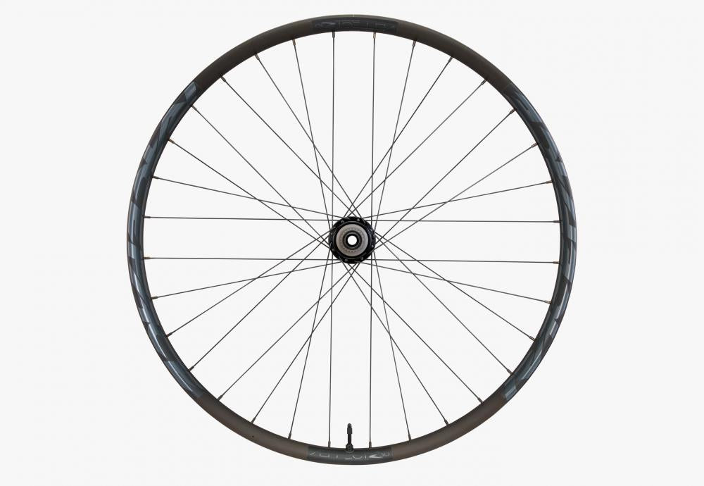 Race Face Aeffect R 27.5" eMTB Hinterrad, robustes Laufrad 148x12mm für E-Bike Performance.