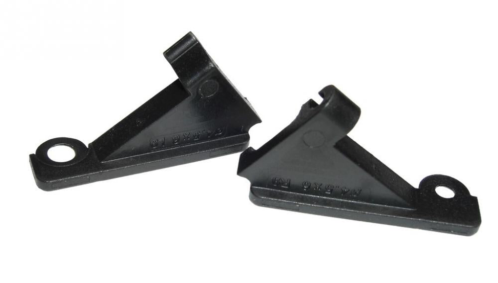 Zwei schwarze Haibike Kabeldurchführungen für E-Bike Licht, Display und Bremssignalkabel, 4+5+2x2,4mm Bohrung.