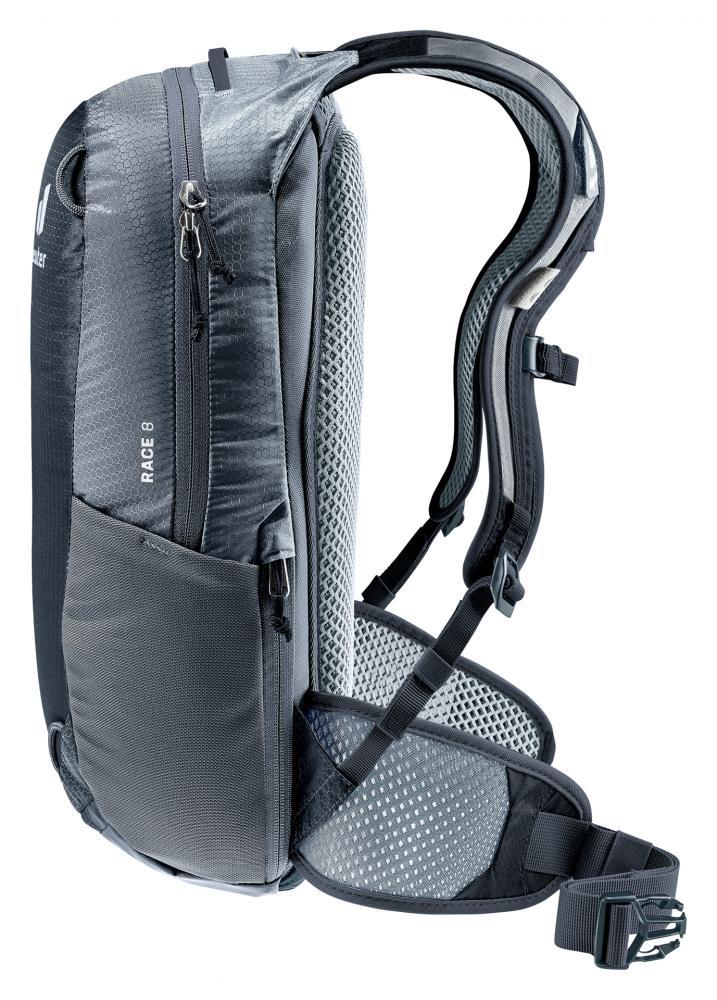 Deuter Race 8 Fahrradrucksack schwarz - 540 g Leichtgewicht mit Airstripes-System und 8 Litern Volumen