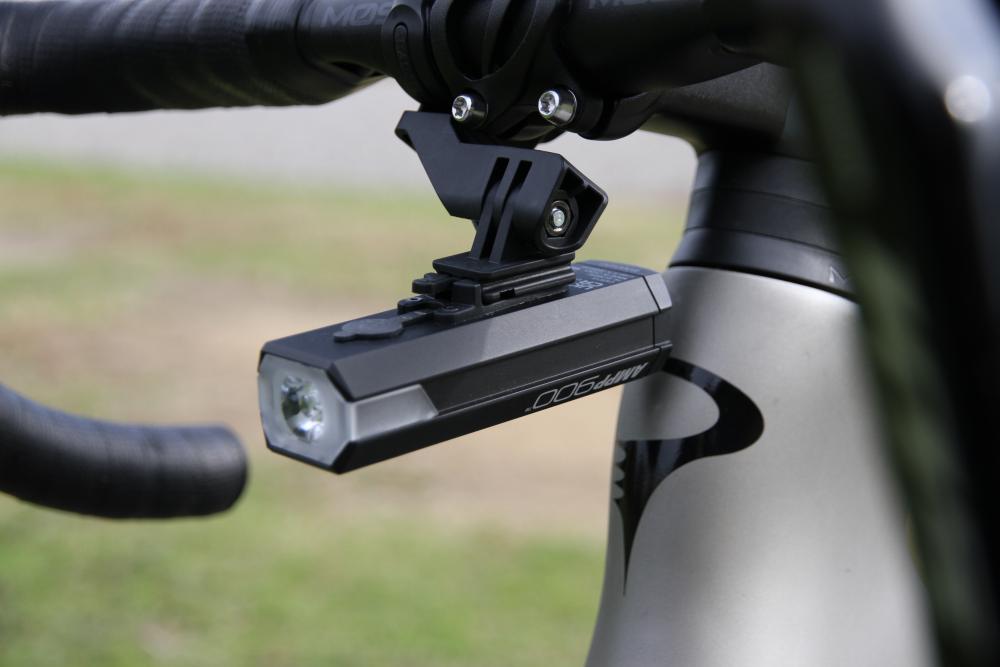 CATEYE Halterung H-34N CENTER (Ø 22-32 mm) - zentrale Lenkerhalterung mit FlexTight