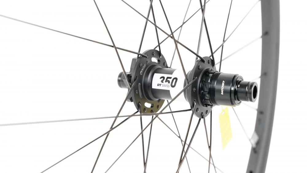 DT Swiss Control Carbon 29 Laufrad Hinterrad 12x148mm Boost SRAM XD - Satin Carbon