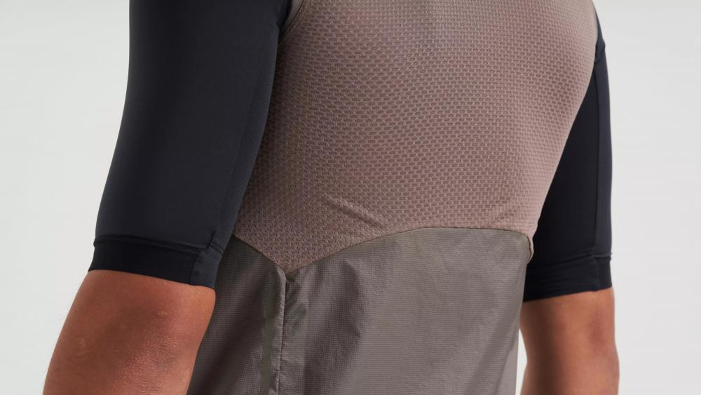 PRIME WIND VEST MEN GUN S - Windweste aus recyceltem Nylon - Bekleidung