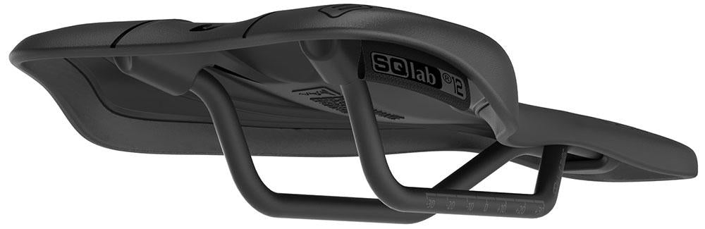 ERGOWAVE SQlab 612 ERGOWAVE R Rennradsattel 12 cm - sportliche Variante mit erhöhtem Heck - Entlastungssystem & ultraleichtem Desig