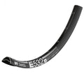 Robuste schwarze DT Swiss E 532 29" Enduro-Felge mit 32 Loch für harte Trails.