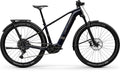 Modernes Centurion Backfire R1000 EQ EP1 E-MTB Dark Night (dunkelblau-schwarz) mit Schutzblechen und Gepäckträger.