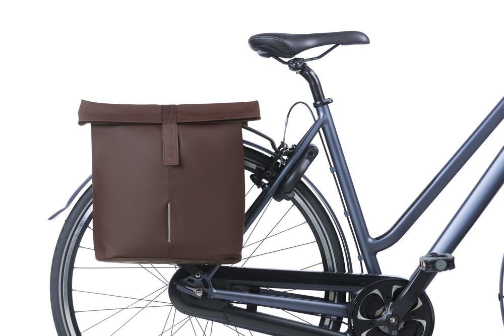 Basil Doppelpacktasche City roasted brown 12x29x30 cm 28 bis 32l