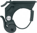 Schwarze XLC CL-X03 Frontlichthalterung für Fahrrad-Frontleuchten Triton/Europa, Nahaufnahme auf weißem Hintergrund.