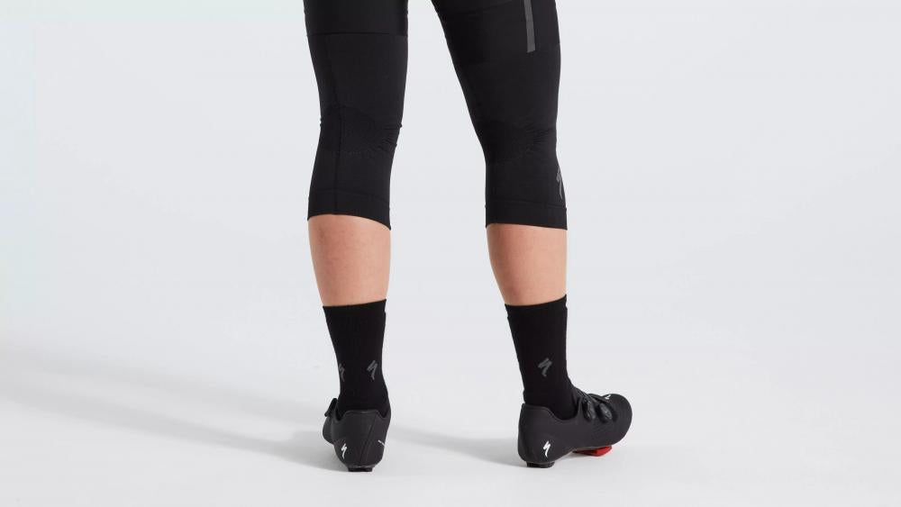 SEAMLESS KNEE WARMER BLK M/L - Nahtlose Knie-Wärmer in Schwarz - Bekleidung