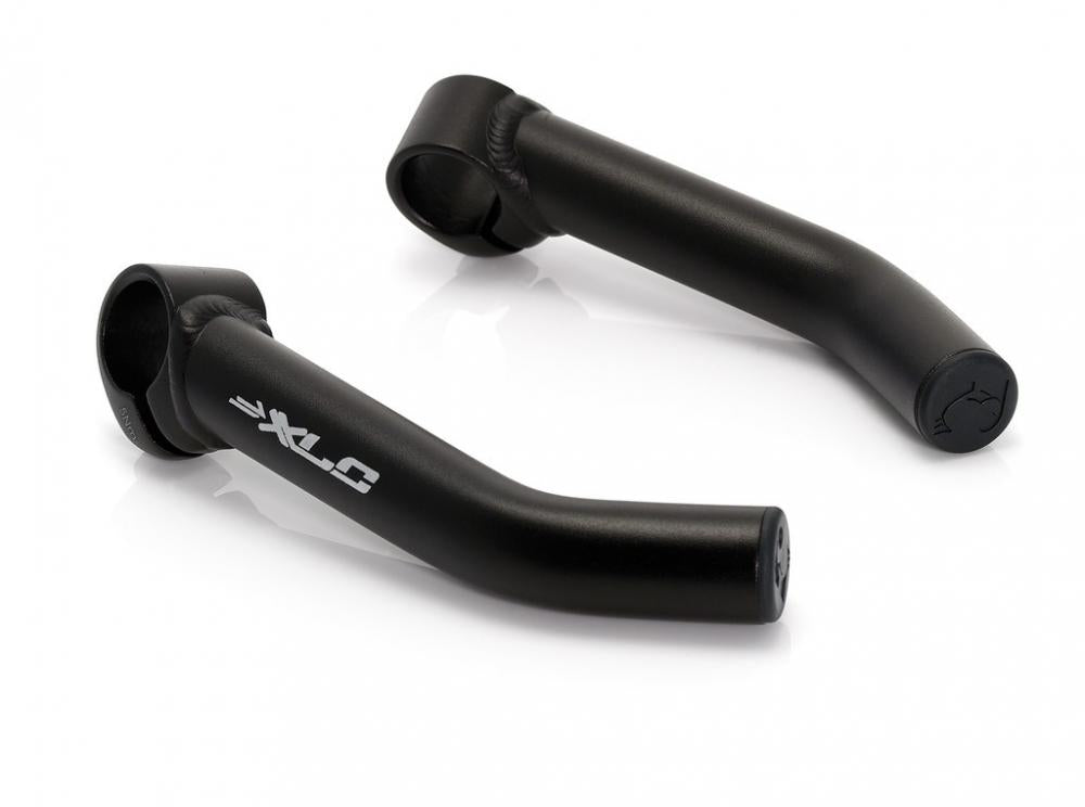 Schwarze XLC Bar-Ends BE-A01, ergonomische Fahrradlenker-Aufsätze mit XLC-Logo für besseren Griff.