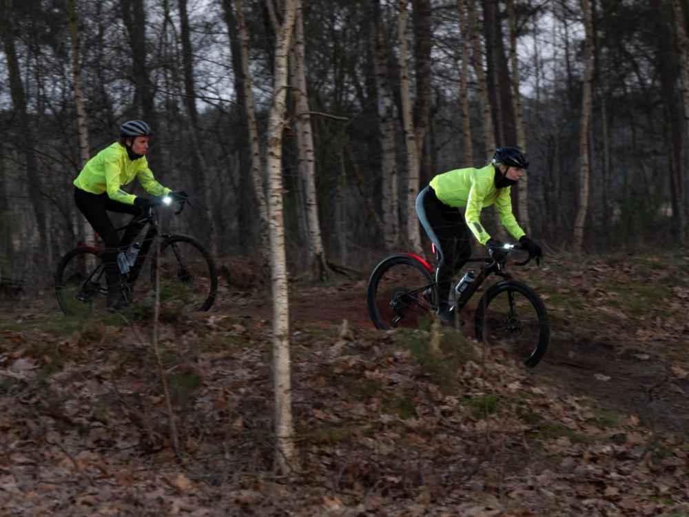BBB Cycling BaseShield BBW-148 Fahrradjacke XXL neon gelb - leichte, winddichte Regenjacke