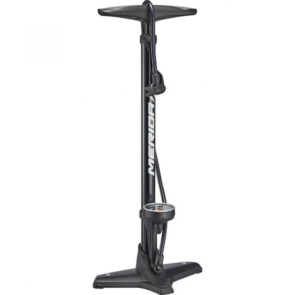 Schwarze Merida BASIC Standpumpe 61cm mit präzisem 2,5 Zoll Manometer.