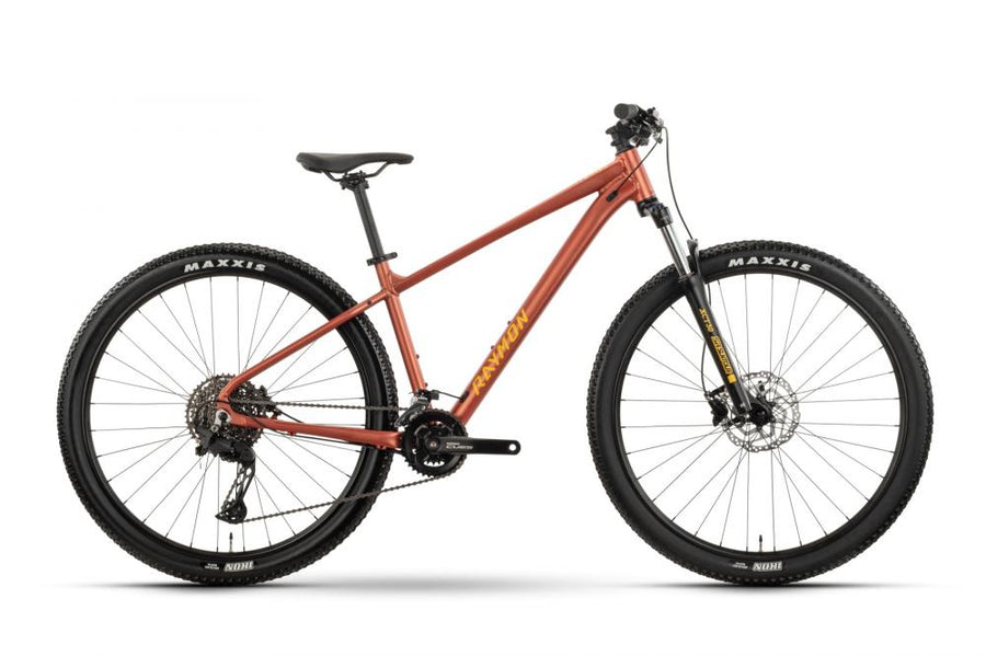Nayta Pro 29" x M 22S Cues