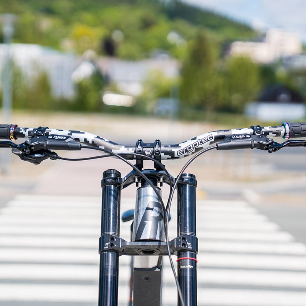 Ergotec Riser Bar 30 Pixel Edition - MTB-Lenker 800mm AL 7050 T76