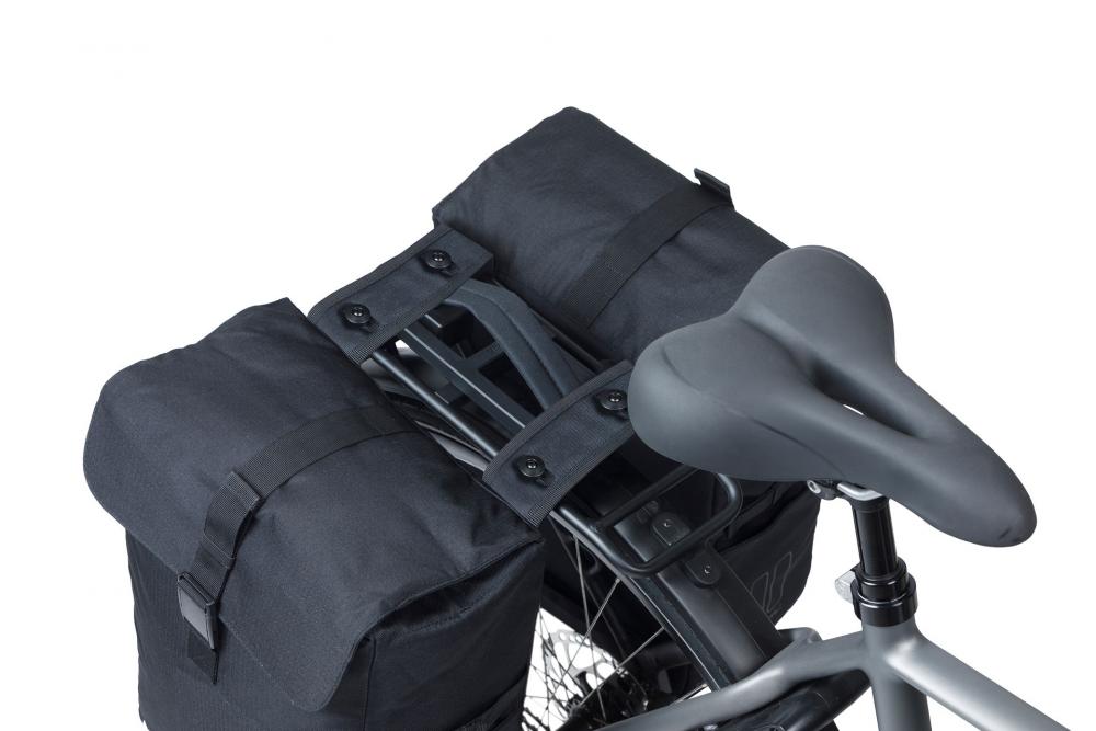 Basil Move Doppelpacktasche MIK 30 Liter - schwarz, wasserabweisend, inkl. Regenhülle, mit MIK-Adapterplatte
