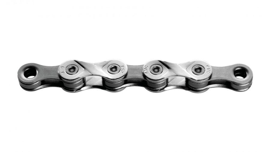 KMC X9 Fahrradkette 9-fach silber-grau mit vernickelten Außenlaschen.