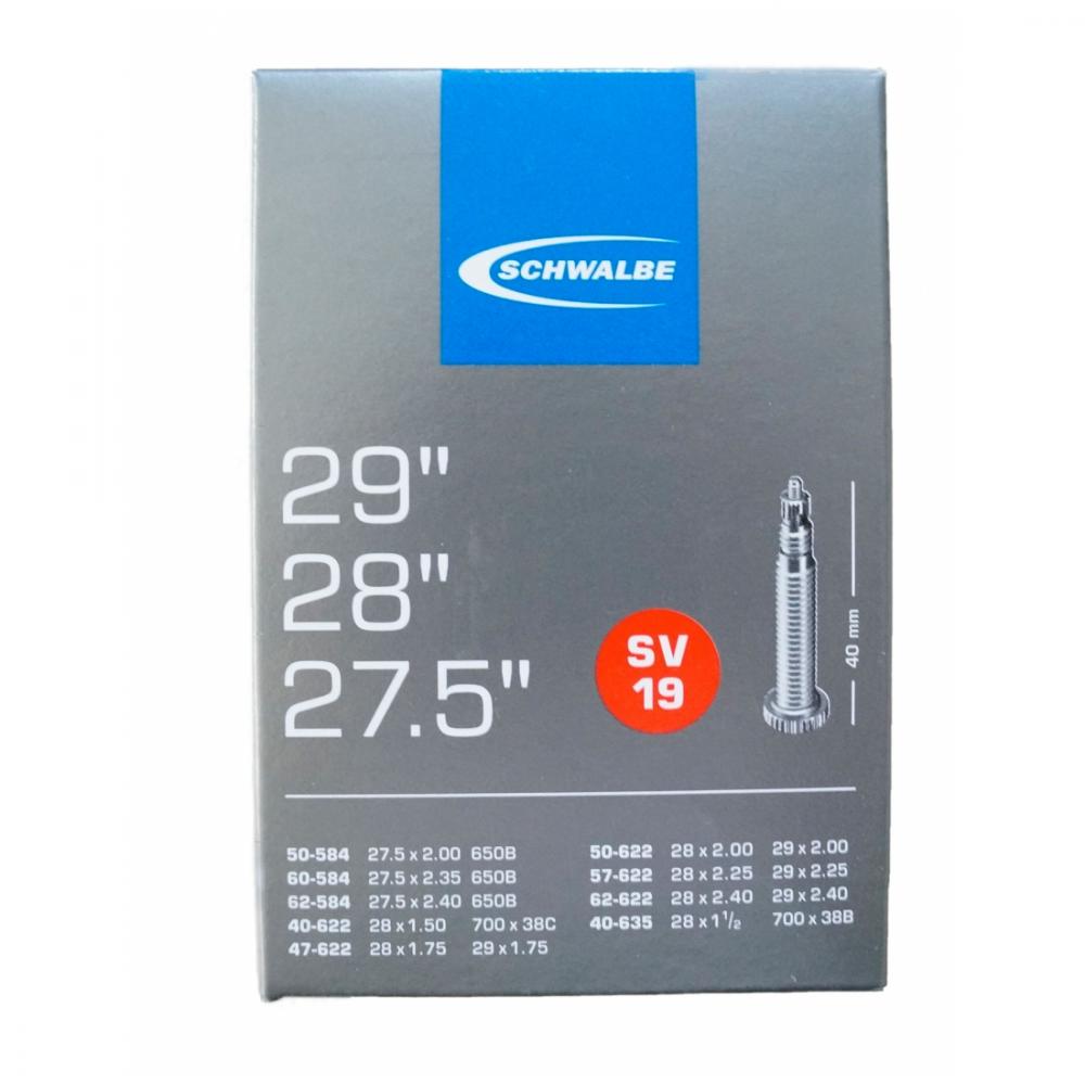 Schwalbe SV19 Fahrradschlauch für 27.5, 28, 29 Zoll, SV 40mm Ventil, Produktverpackung.