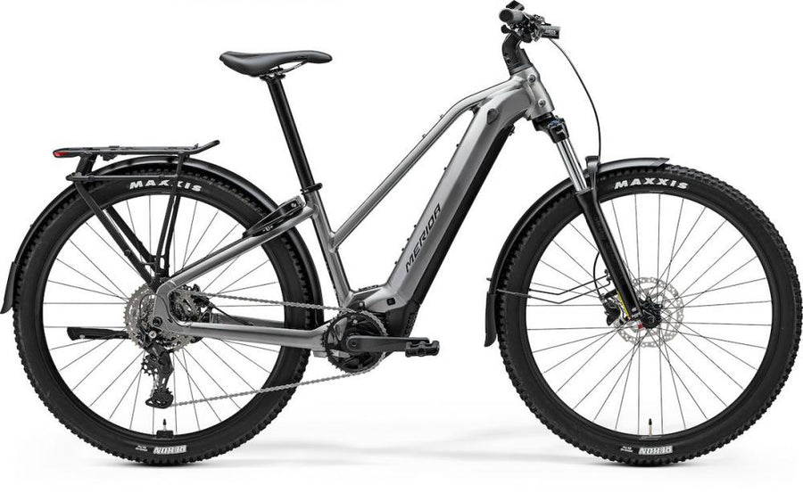 Merida eFLOAT CC 400 Lady EQ M Grau - komfortables E-Trekkingrad für Alltag & Tour
