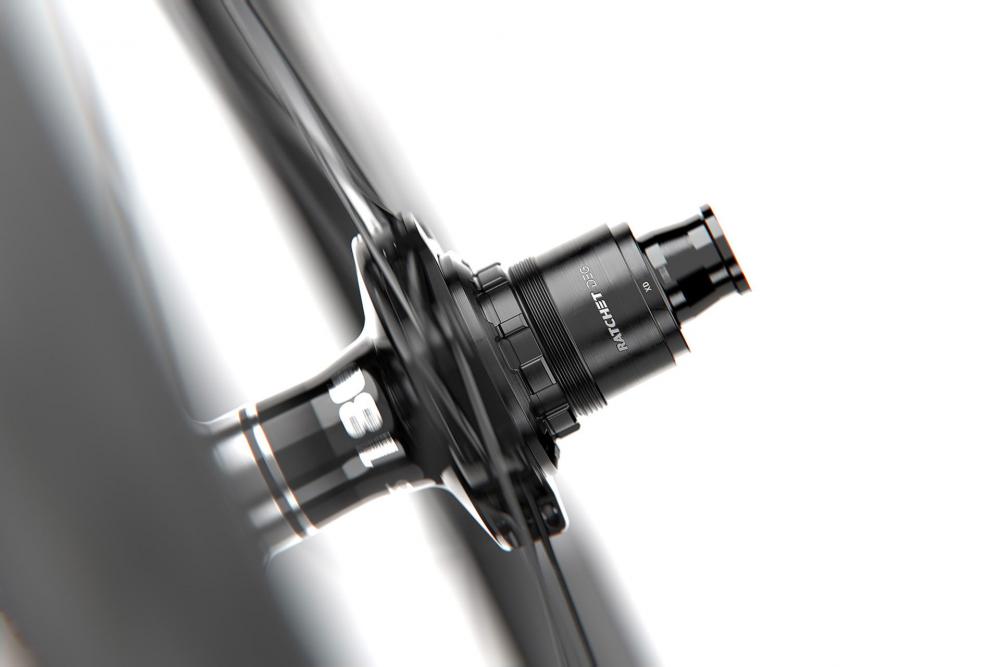 DT Swiss Laufrad XMC 1200 Spline 27,5" 584 x 30 mm Schwarz - leichtes Carbon-All-Mountain-Laufrad