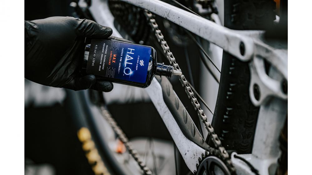 Finish Line HALO Wax Lube 120ml Bottle + Luber