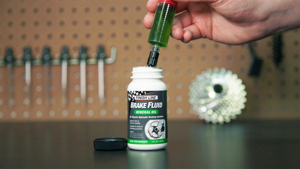 Finish Line Mineral Oil Bremsflüssigkeit - 120 ml