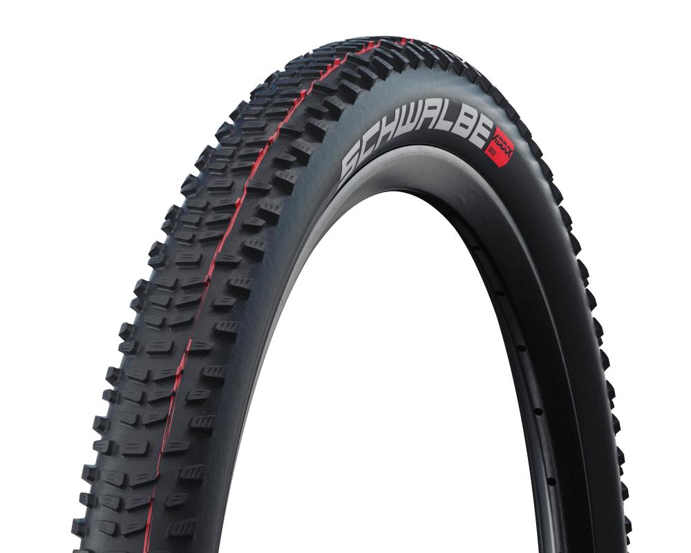 Schwalbe Racing Ralph 29 Zoll Mountainbike Reifen, schwarz, mit ausgeprägtem Profil und roten Streifen.